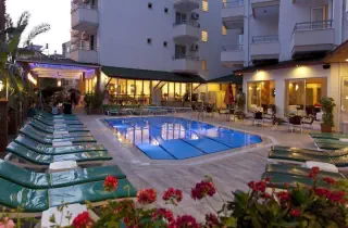 Kleopatra Remi Hotel