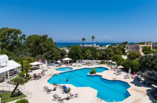 Happy Days Hotel Tholos