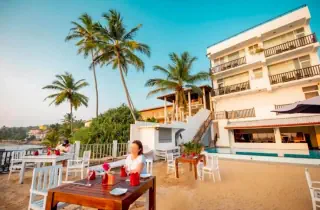 ROCK FORT HOTEL