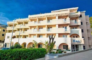 HOTEL WGRAND