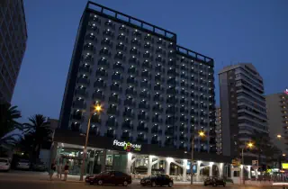 Flash Hotel