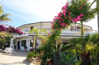 Hotel L  Ancora