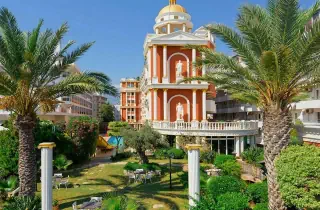 Antique Roman Palace (Adults only 16+)