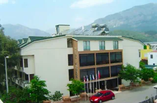 Kaftans City Hotel by RRH&R