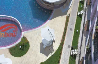 Holiday Complex Rainbow 3
