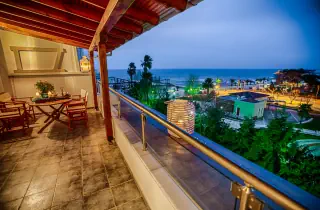 Aqua Mare Sea Side Rooms