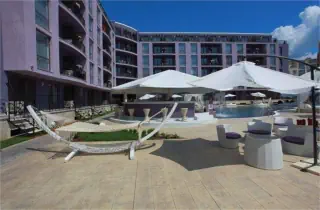 Holiday Complex Rainbow 3