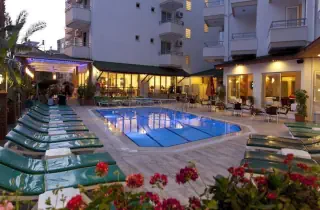 Kleopatra Remi Hotel