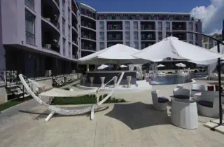 Holiday Complex Rainbow 4