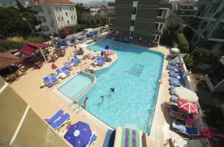 Candan Apart Hotel