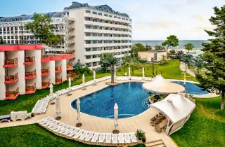Flamingo Beach Hotel