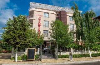 HOTEL CENTRAL