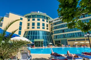 IVANA PALACE