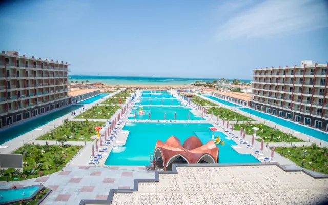  Rewaya Majestic Resort 