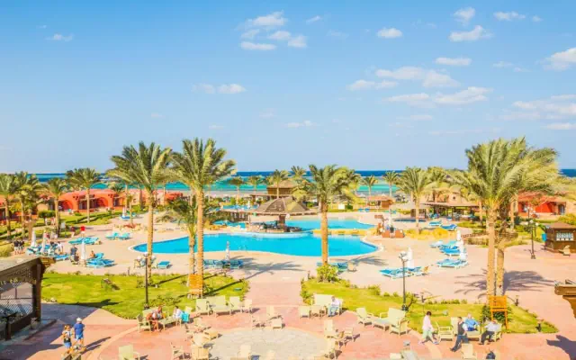 Swisstouch Oriental Resort (ex. Hotelux Oriental Coast)