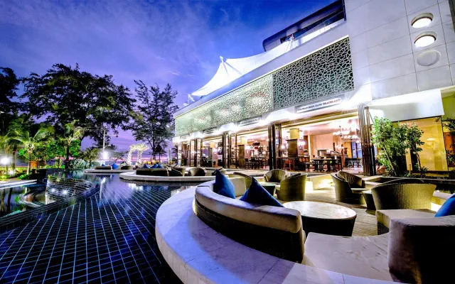 Phuket Graceland