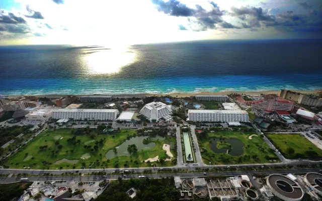 Grand Oasis Cancun