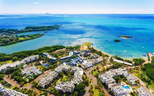 Radisson Blu Azuri Resort & Spa (ex Haute Rive)