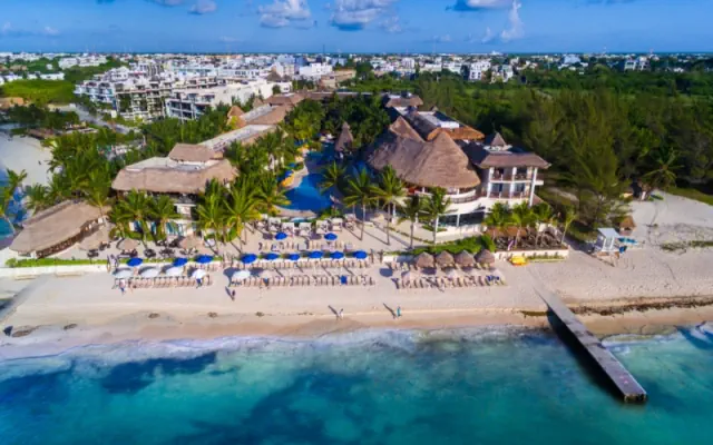 The Reef Coco Beach