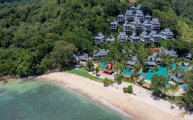 Thavorn Beach Village and Spa