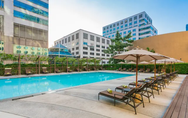 Holiday Inn Silom (Bangkok)