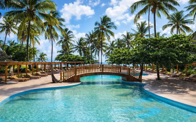 Jaz Amaluna Beach Resort