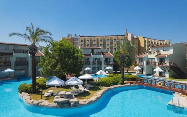 Selectum Family Resort Side (ex. Silence Beach Resort)