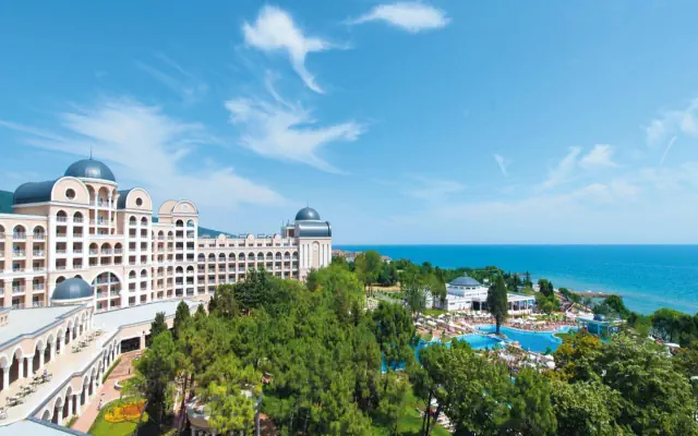 Dreams Sunny Beach Resort & Spa (ex. Riu Helios Paradise)