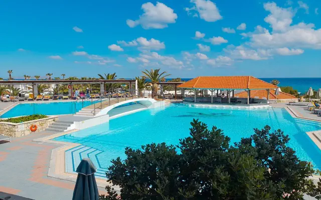 Annabelle Beach Resort (ex. AKS Annabelle Beach Resort)