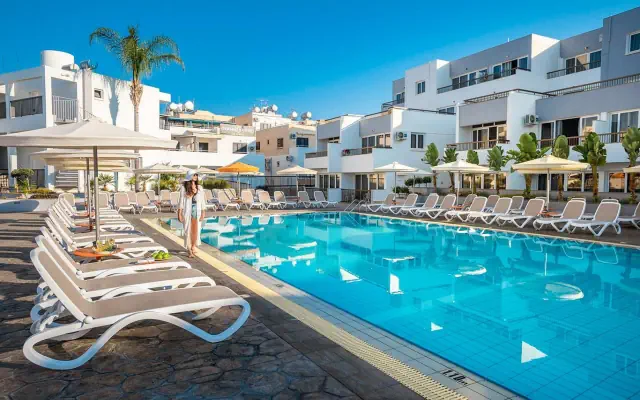 Christabelle Apartments