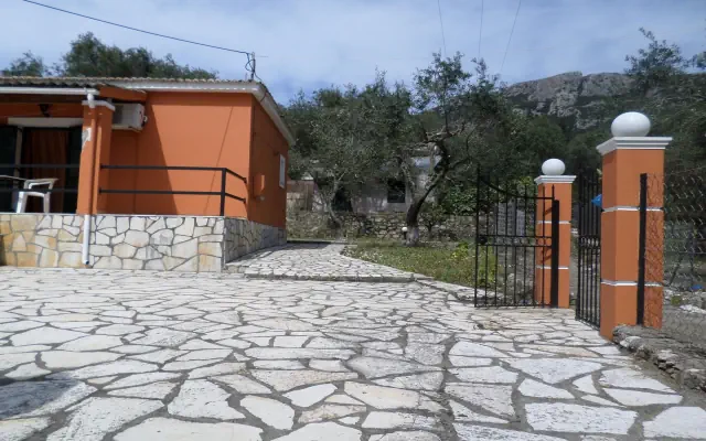 Katia (Paleokastritsa)