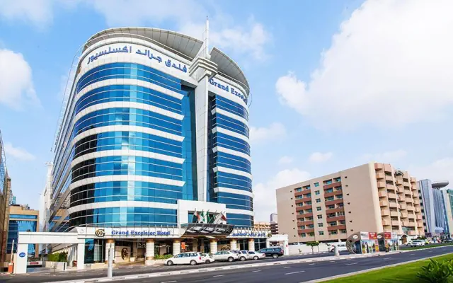 Grand Excelsior Bur Dubai (ex Dhow Palace)
