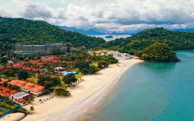 Holiday Villa Beach Resort & Spa Langkawi