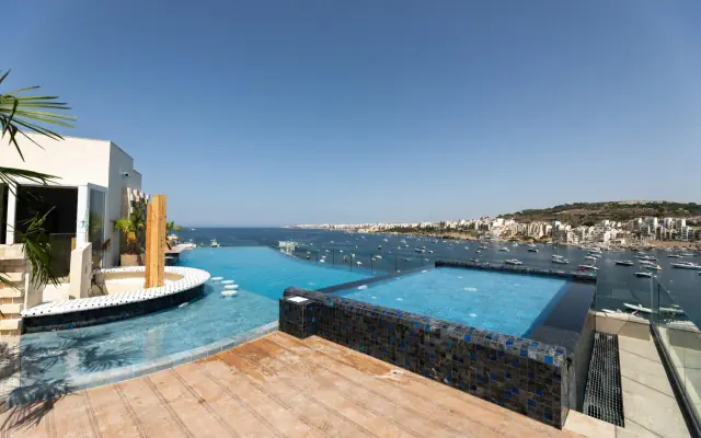 Damare Resort & Spa