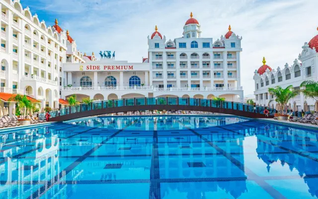 Side Premium by OZ Hotels