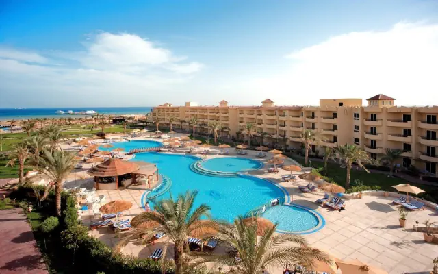 Amwaj Beach Club Resort (ex. Pickalbatros Beach Club)