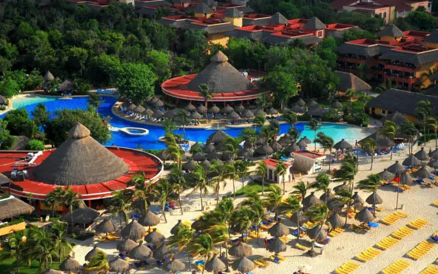 Iberostar Waves Quetzal
