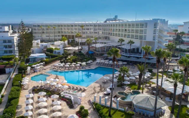 Leonardo Plaza Cypria Maris Beach & Spa (ex Cyprotel)
