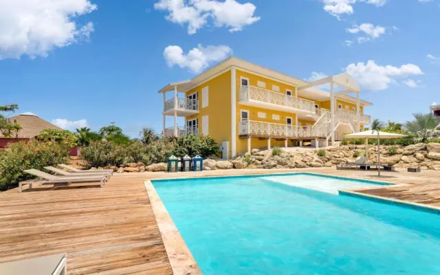 Chogogo Dive & Beach Resort