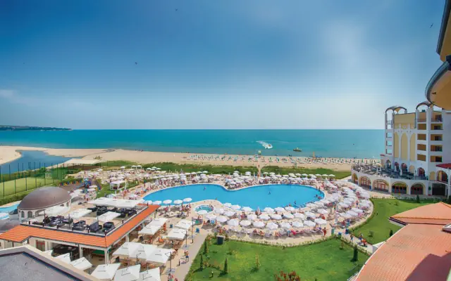 Alua Helios Bay (ex Riu Helios Bay)