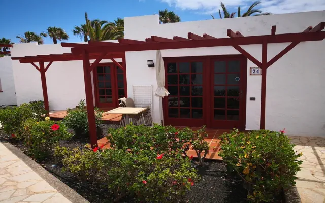 Castillo Beach Bungalows