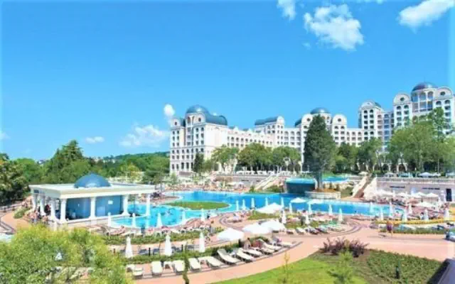 Dreams Sunny Beach Resort & Spa (ex. Riu Helios Paradise)