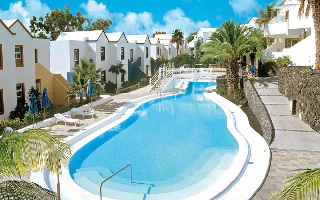 THe Apartamentos Morromar