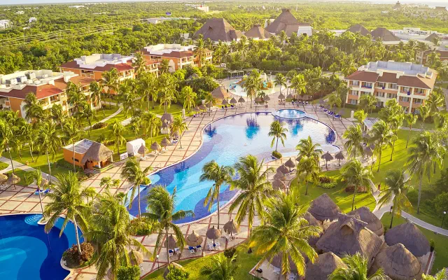 Bahia Principe Grand Coba 