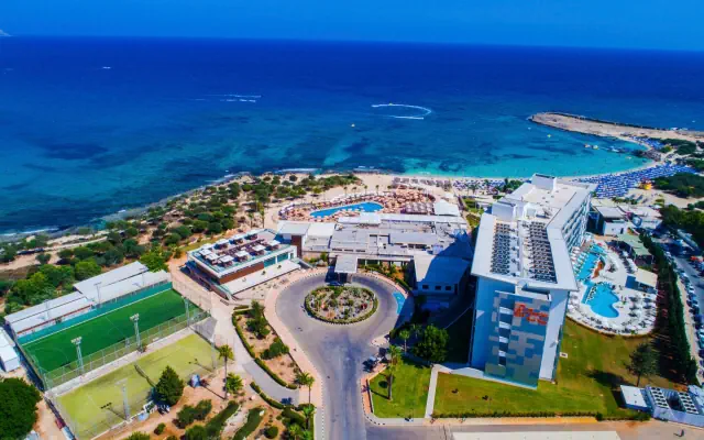 Asterias Beach (Ayia Napa)