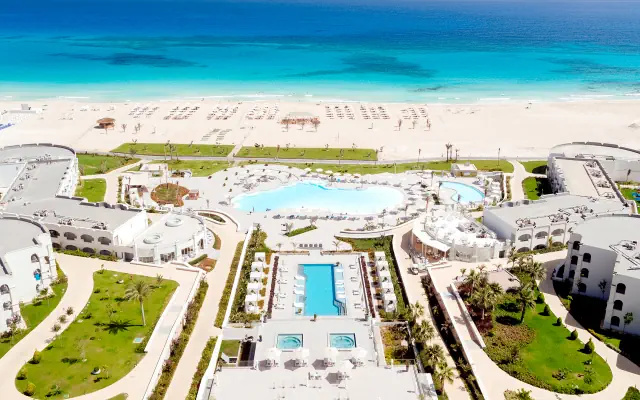 Cleopatra Luxury Resort North Coast