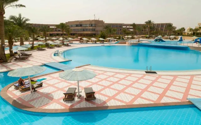  Pharaoh Azur Resort (ex Sonesta Pharaoh) 