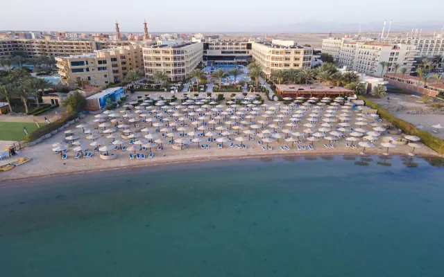 AMC Royal Hotel & Spa (ex. AMC Azur Resort)