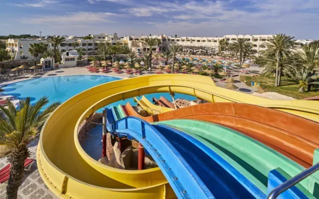 Les Quatre Saisons by Medina (ex Baya Beach)