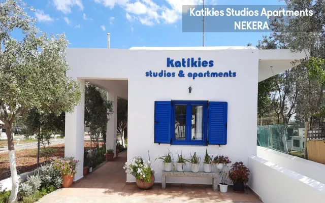 Katikies Studios Apartments